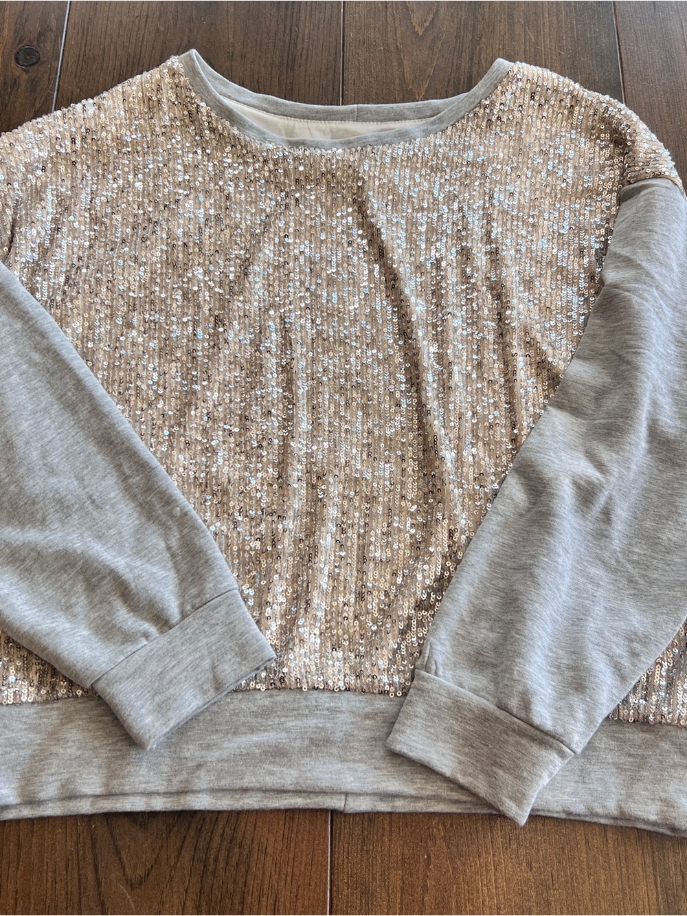 Fifteen Twenty Sequin Contrast Sweatshirt-medium